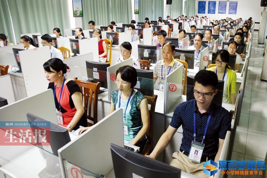 ����һ���ߴ���Ƕ���