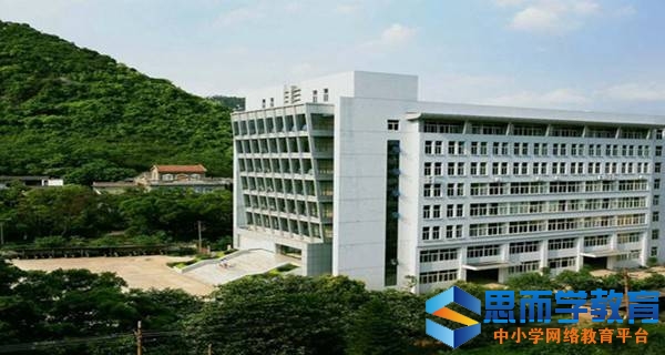 ����ְҵ����ѧԺ ʵ��¥