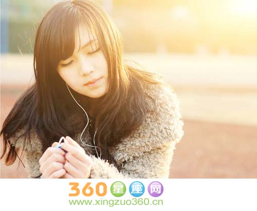 ����Ӣ������