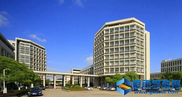 �Ϻ���ѧ ѧУ�羰